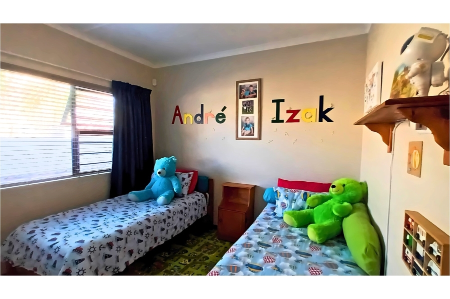 4 Bedroom Property for Sale in Dorchester Heights Eastern Cape
